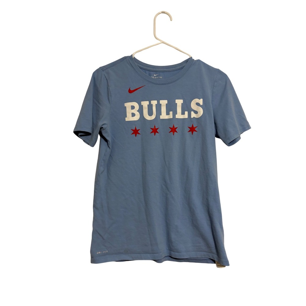 Nike Chicago Bulls T-Shirt Dri-FIT Graphic Blue Red Stars Youth Large 14/16
